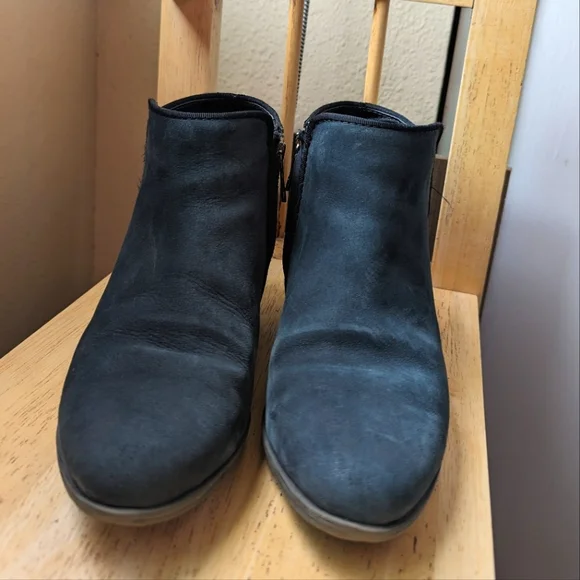 Black Blondo Booties Waterproof - Picture 1 of 15